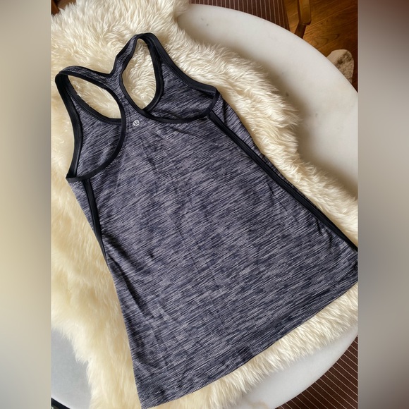 Lululemon Tank top size S - Picture 3 of 5